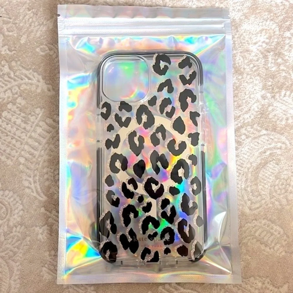 NWOT Kate Spade Protective Hardshell Case MagSafe iPhone 13 Leopard Print Animal